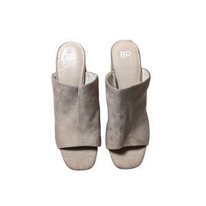 BP. NWOB Callam Mules Women‎ Slip on 7.5 Block Heel Seude